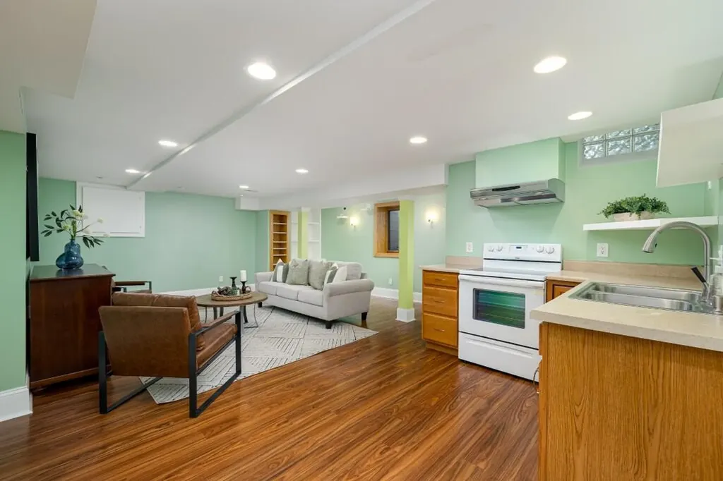 2135 Tuomy Road Ann Arbor City MI 48104
