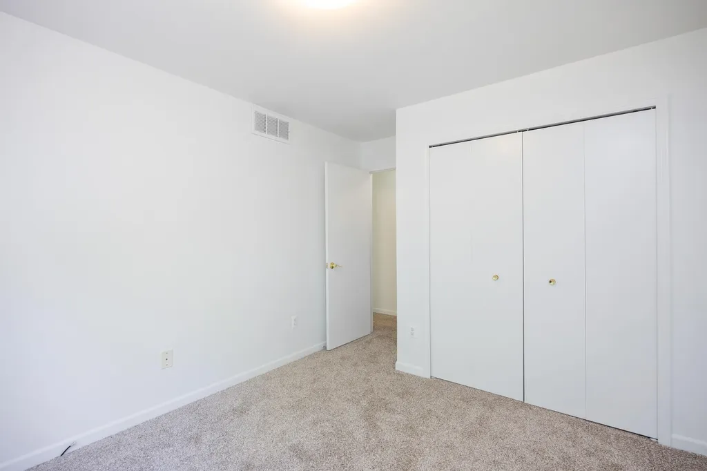 35907 Fierimonte Drive Clinton Charter Township MI 48035