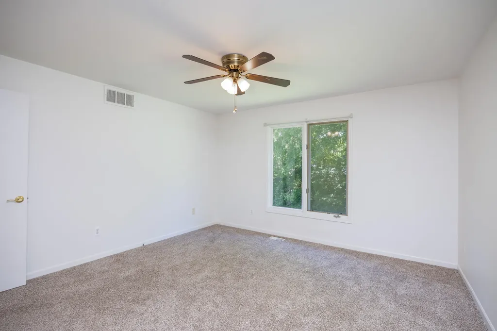 35907 Fierimonte Drive Clinton Charter Township MI 48035