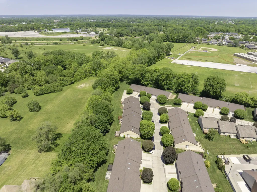 35907 Fierimonte Drive Clinton Charter Township MI 48035