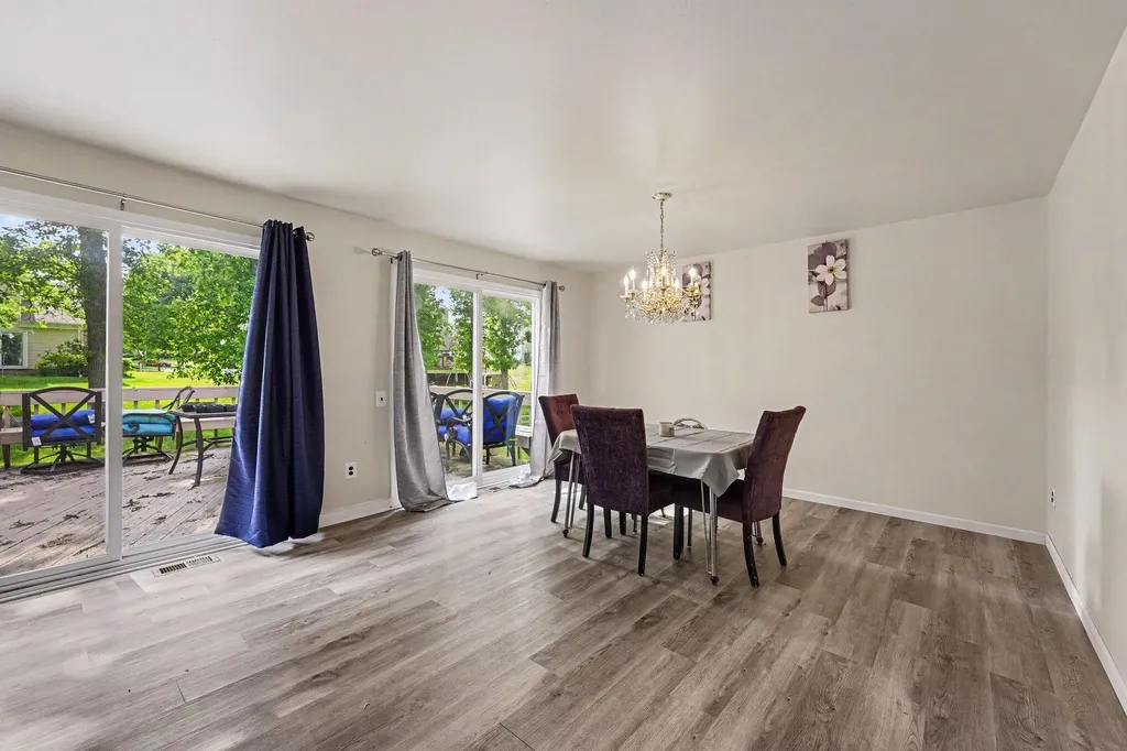 5535 S Piccadilly Circle West Bloomfield Charter Township MI 48322