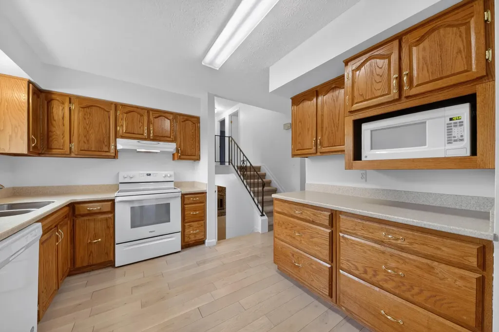 10311 Warner Road York Charter Township MI 48160
