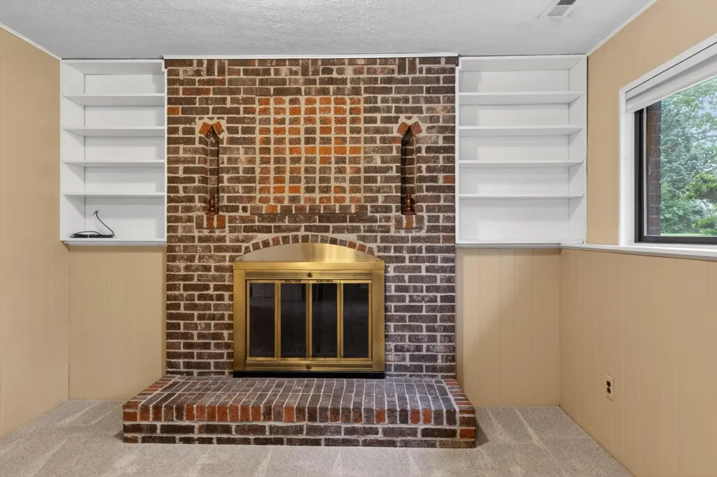 10311 Warner Road York Charter Township MI 48160