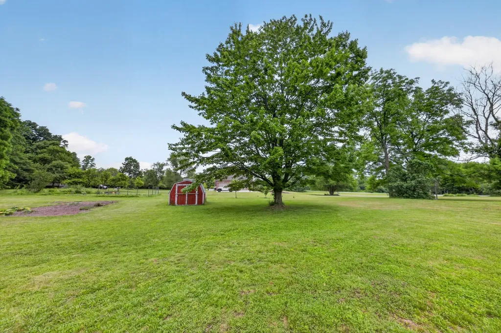 10311 Warner Road York Charter Township MI 48160