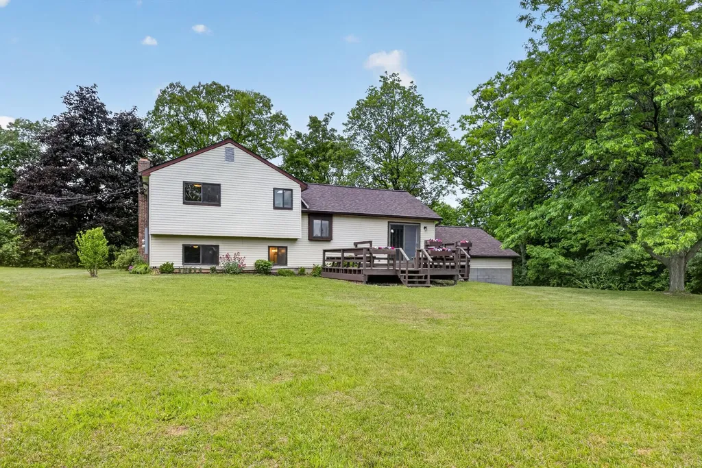 10311 Warner Road York Charter Township MI 48160