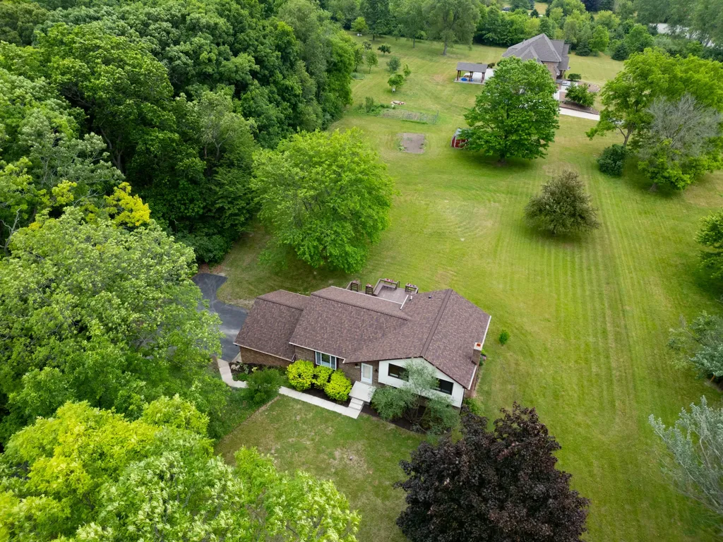 10311 Warner Road York Charter Township MI 48160