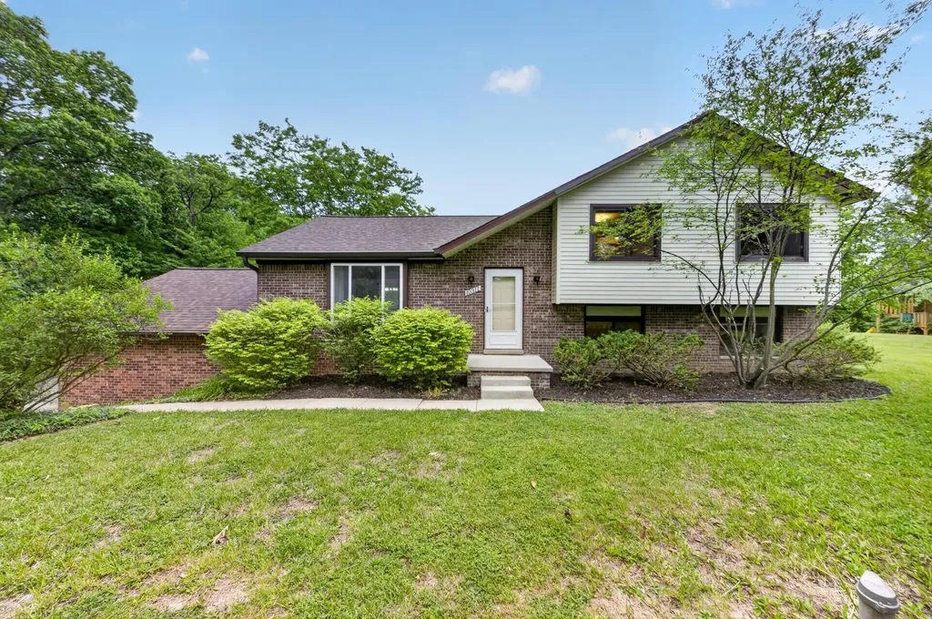 10311 Warner Road York Charter Township MI 48160