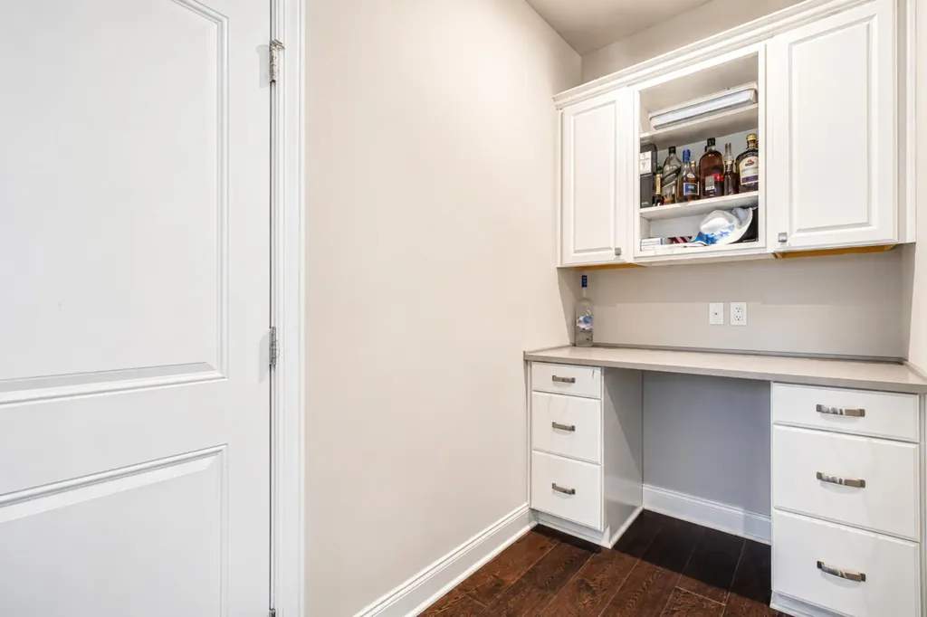 50443 Silverton Drive Canton Charter Township MI 48187