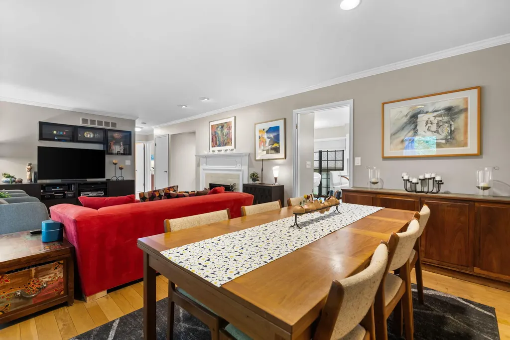 2202 Pine Grove Court Ann Arbor City MI 48103