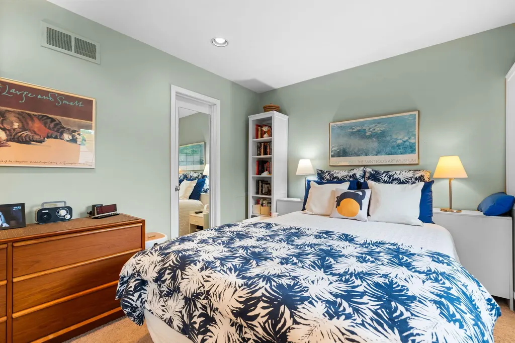 2202 Pine Grove Court Ann Arbor City MI 48103