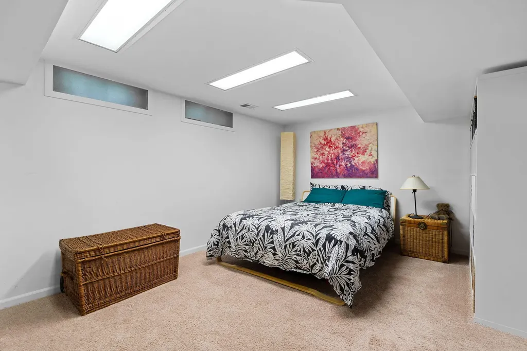 2202 Pine Grove Court Ann Arbor City MI 48103