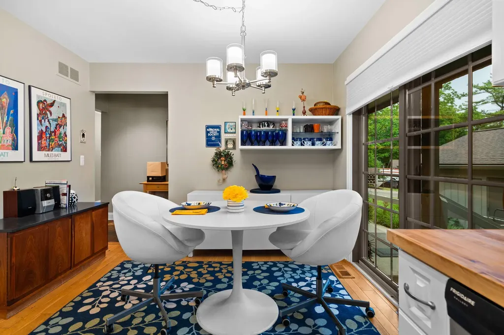 2202 Pine Grove Court Ann Arbor City MI 48103