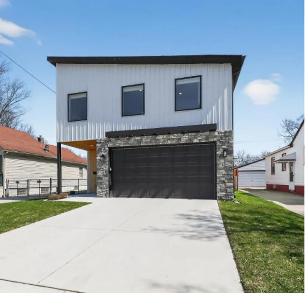 23112 Vassar Avenue Hazel Park City MI 48030