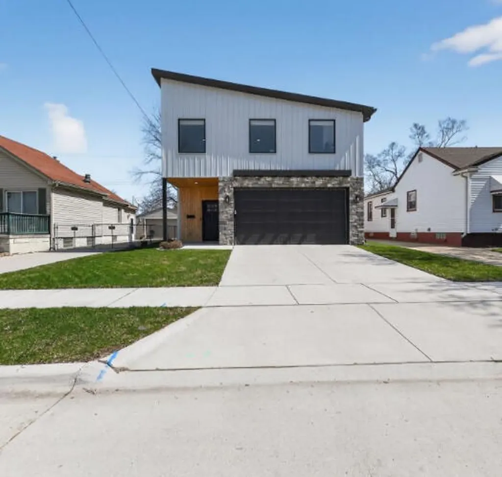 23112 Vassar Avenue Hazel Park City MI 48030