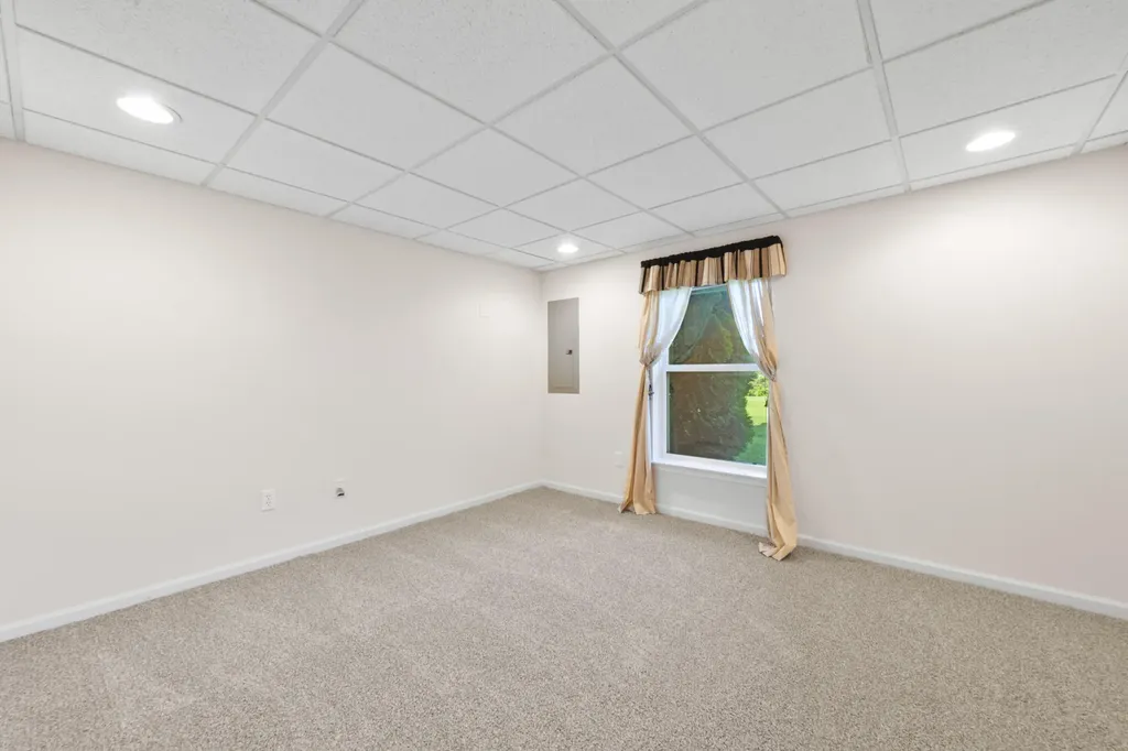 28061 Tremonte Drive Lyon Charter Township MI 48165