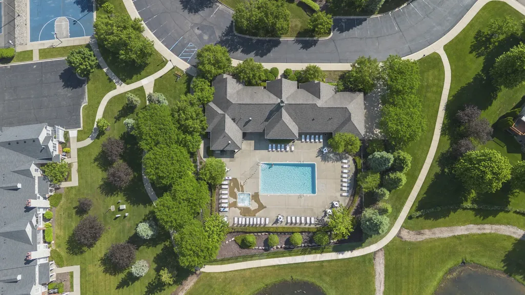 28061 Tremonte Drive Lyon Charter Township MI 48165