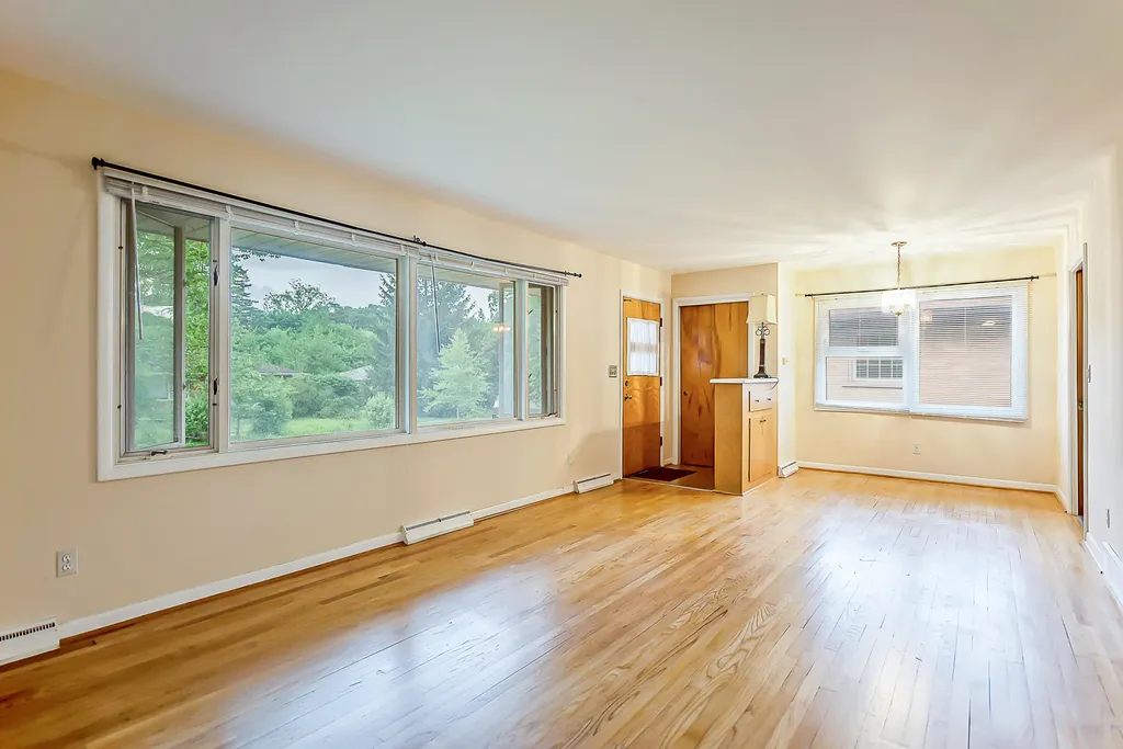 1210 Arella Boulevard Ann Arbor City MI 48103