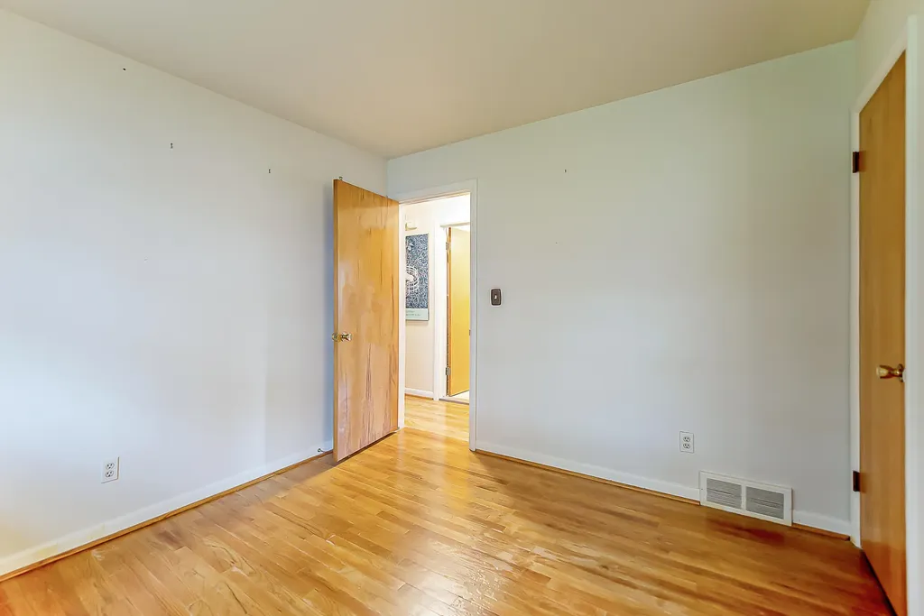 1210 Arella Boulevard Ann Arbor City MI 48103