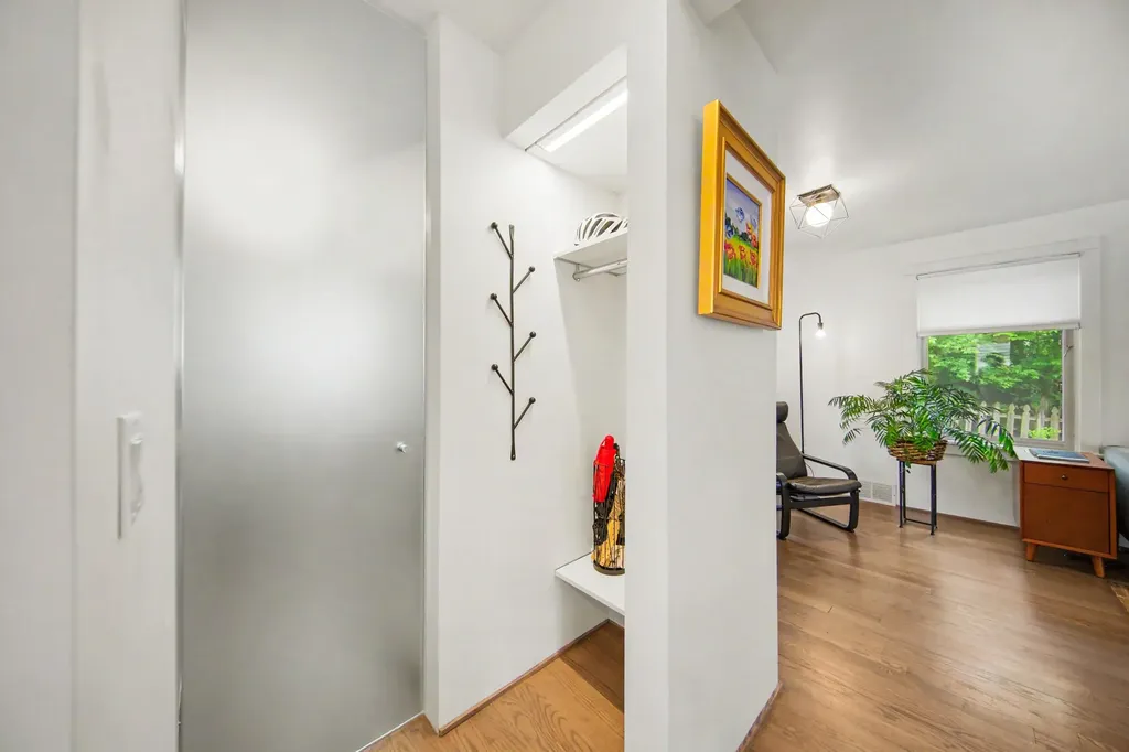 709 Indianola Avenue Ann Arbor City MI 48105