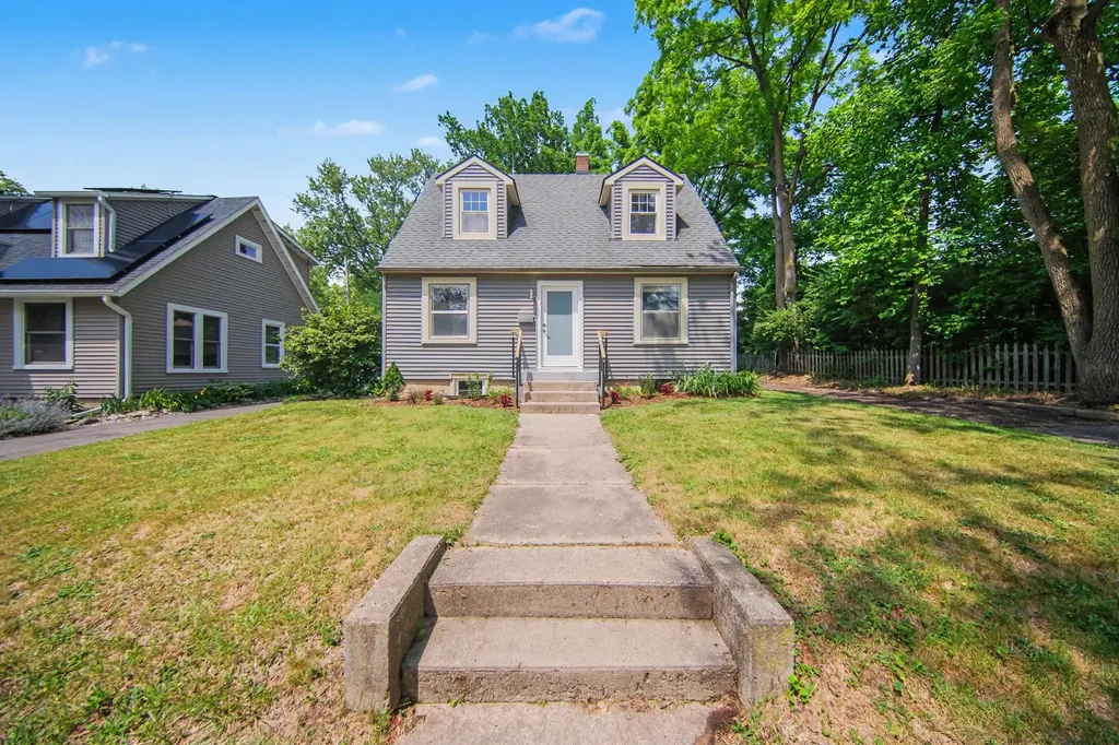 709 Indianola Avenue Ann Arbor City MI 48105