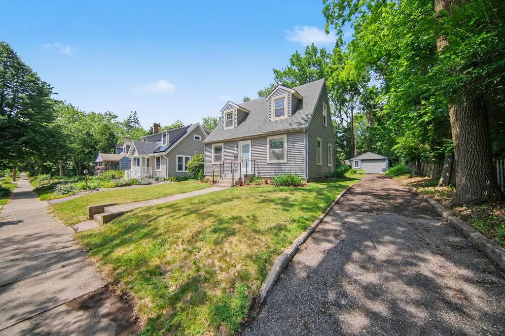 709 Indianola Avenue Ann Arbor City MI 48105