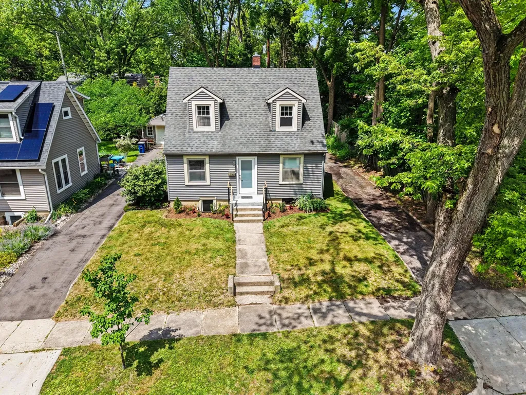 709 Indianola Avenue Ann Arbor City MI 48105