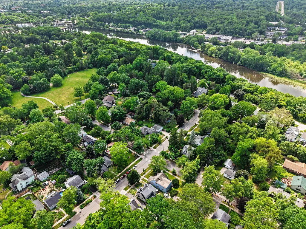 709 Indianola Avenue Ann Arbor City MI 48105