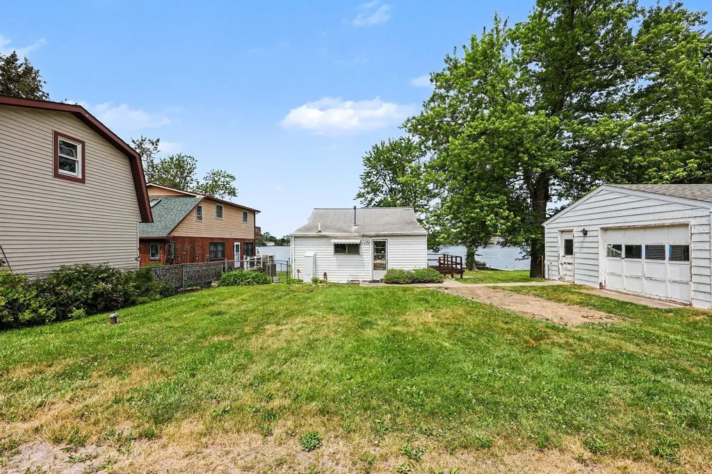 11968 Elmdale Drive Freedom Township MI 48158