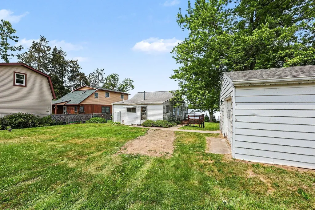 11968 Elmdale Drive Freedom Township MI 48158