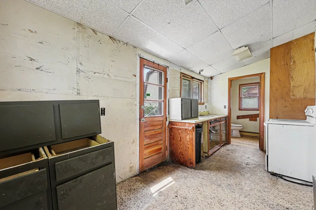 11968 Elmdale Drive Freedom Township MI 48158