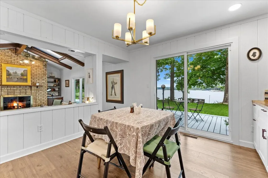 303 E Huron River Drive Van Buren Charter Township MI 48111
