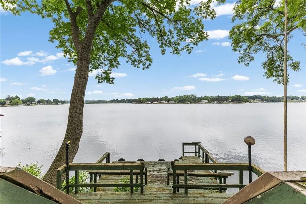 303 E Huron River Drive Van Buren Charter Township MI 48111