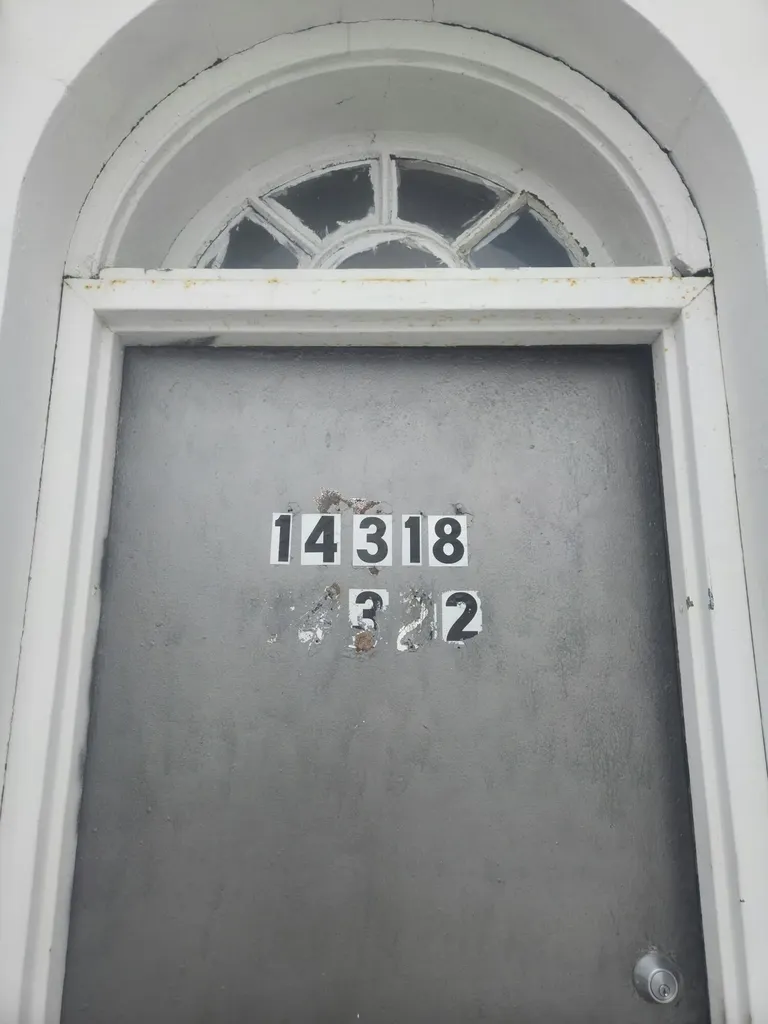 14318 E Jefferson Avenue Detroit City MI 48215