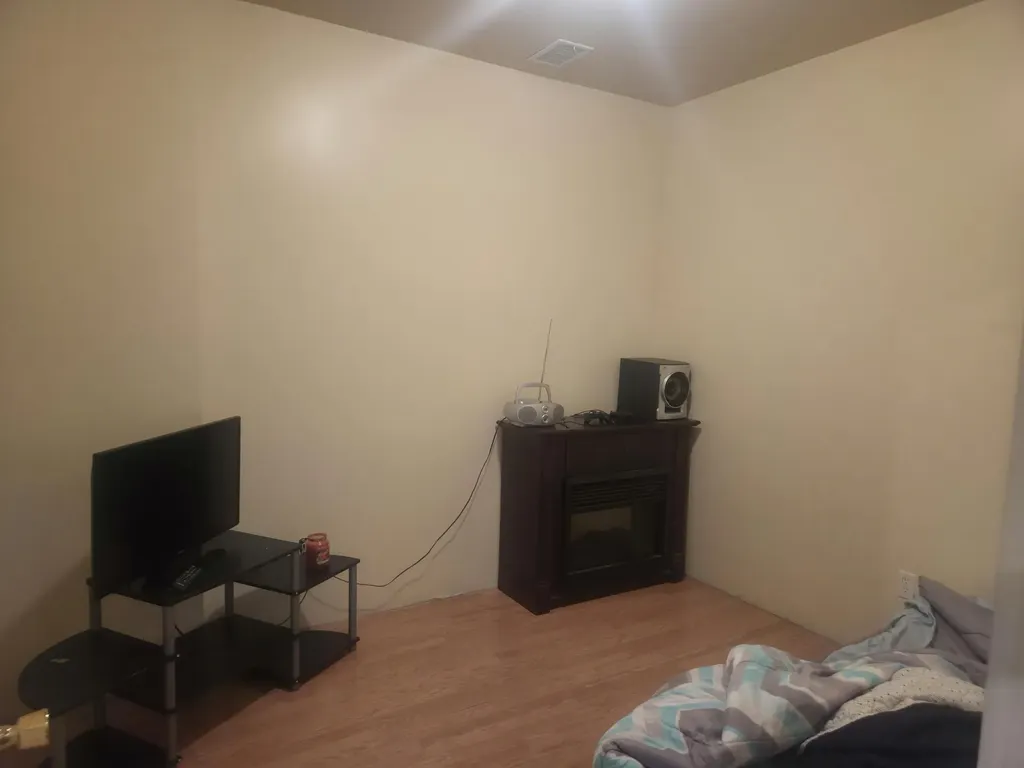 14318 E Jefferson Avenue Detroit City MI 48215