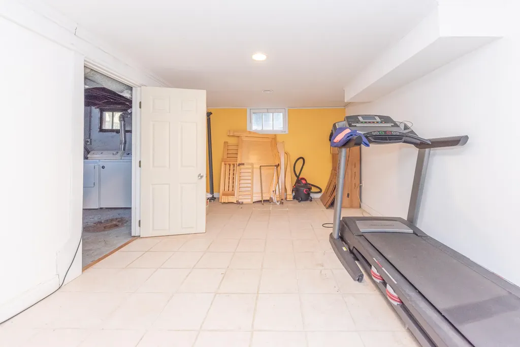210 W Kingsley Street Ann Arbor City MI 48103