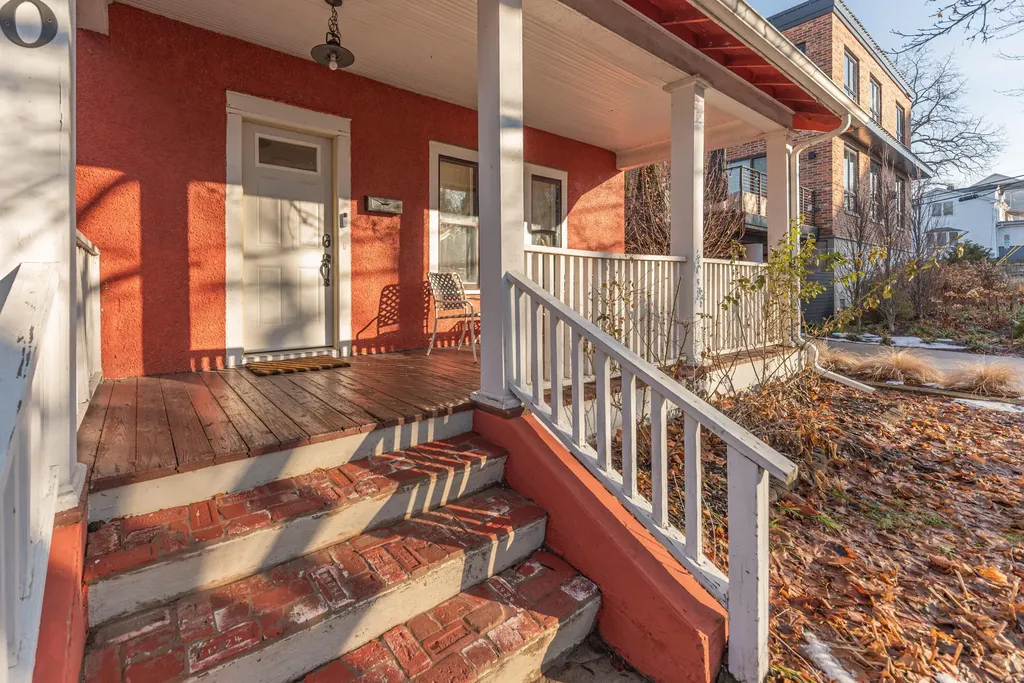 210 W Kingsley Street Ann Arbor City MI 48103