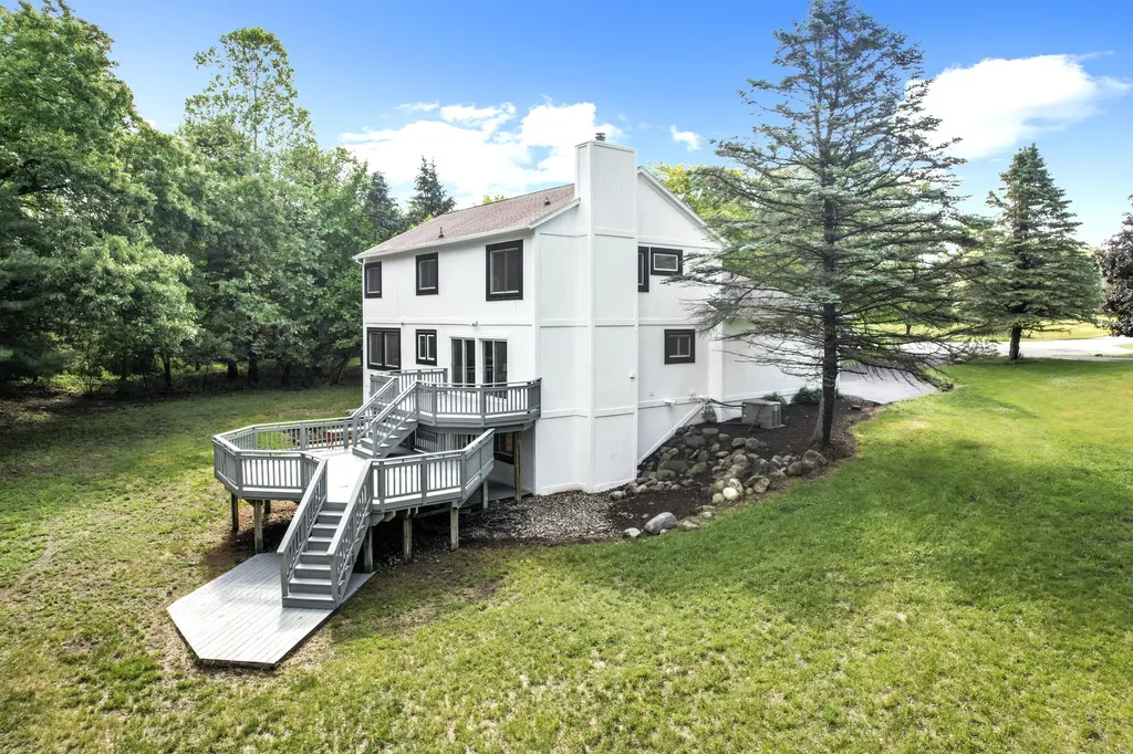 3999 Edmonton Court Scio Township MI 48103