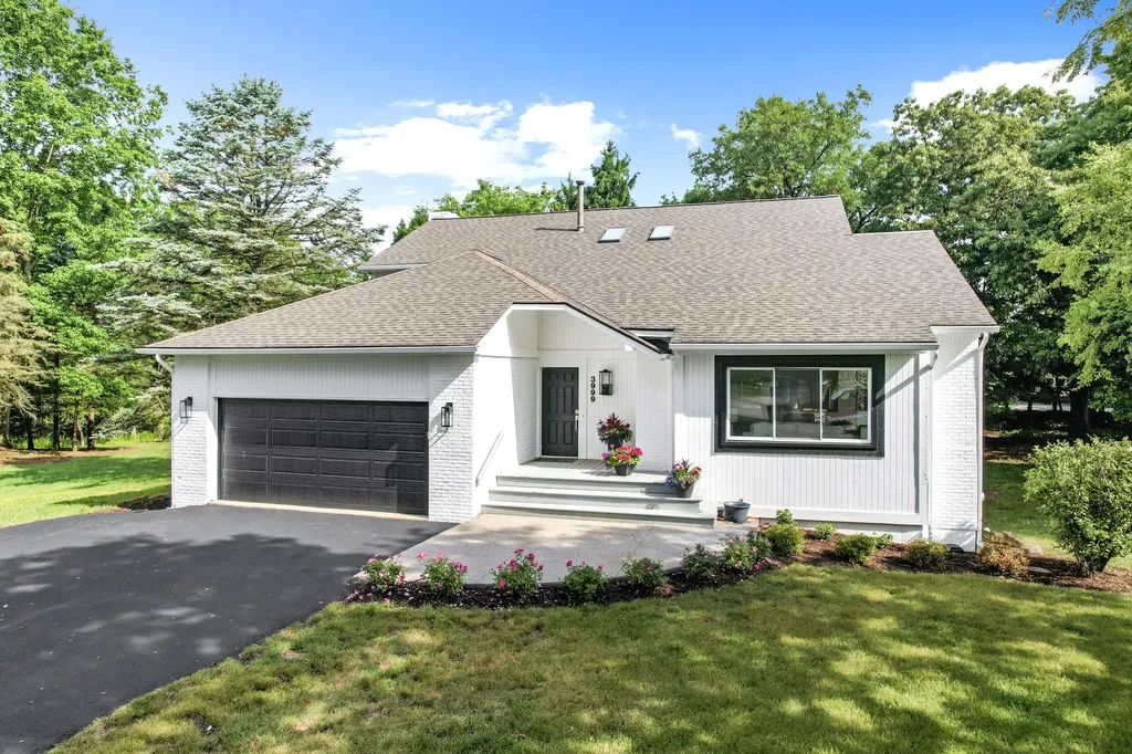 3999 Edmonton Court Scio Township MI 48103