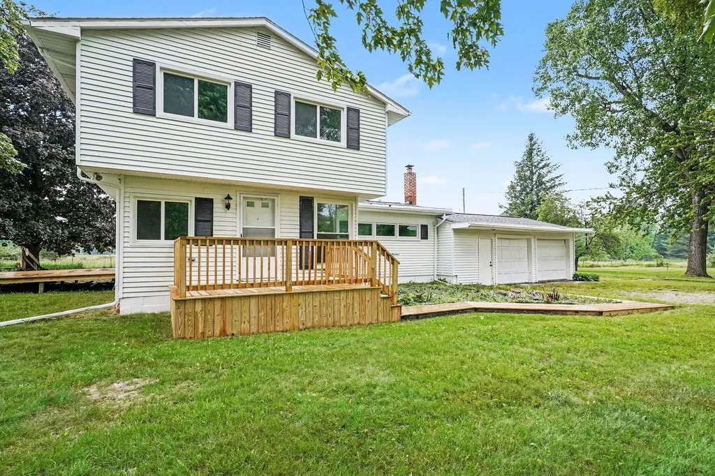 9700 Fenner Road Woodhull Township MI 48872