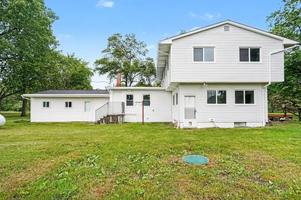 9700 Fenner Road Woodhull Township MI 48872