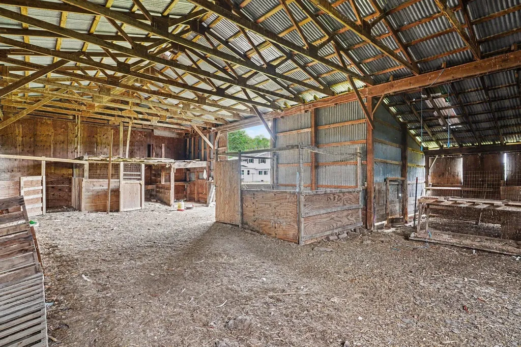 9700 Fenner Road Woodhull Township MI 48872
