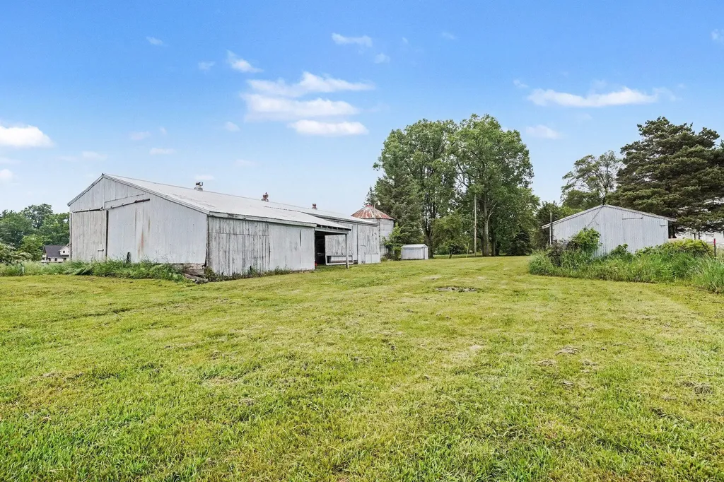 9700 Fenner Road Woodhull Township MI 48872