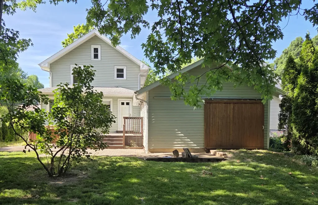207 Michigan Street Brooklyn Village MI 49230