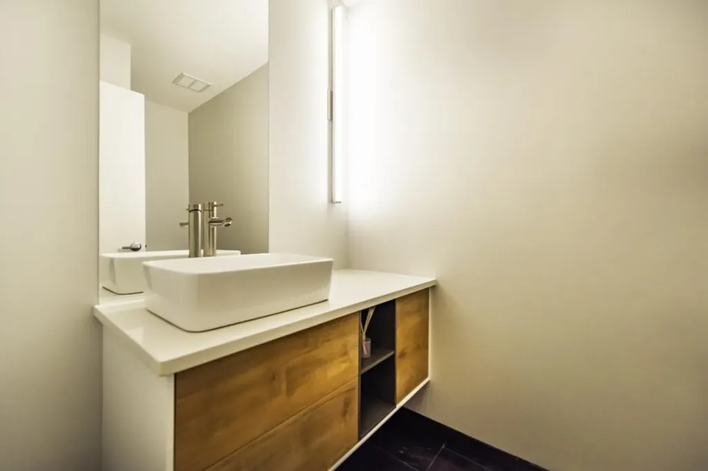 672 Greenhills Drive Ann Arbor City MI 48105