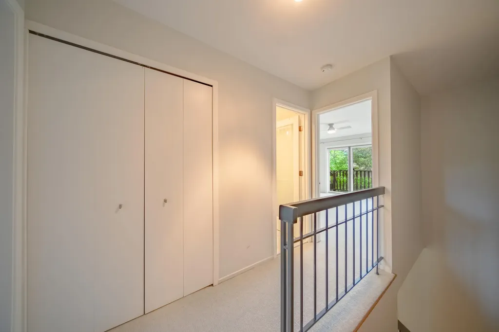 672 Greenhills Drive Ann Arbor City MI 48105