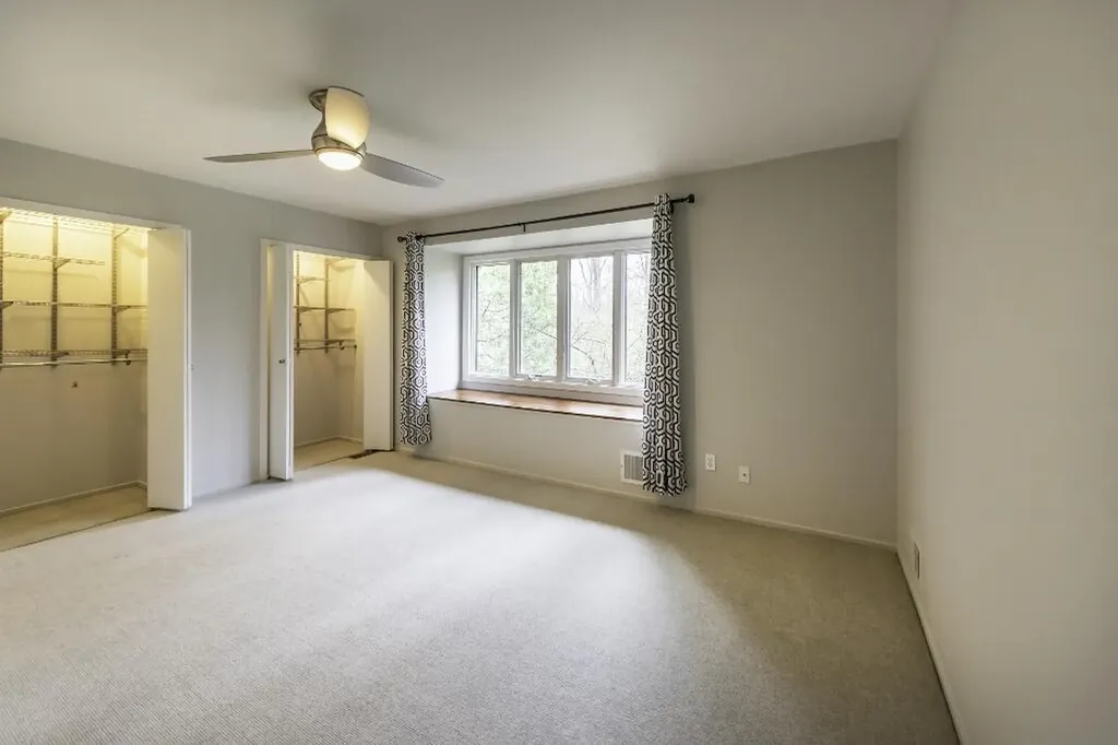 672 Greenhills Drive Ann Arbor City MI 48105
