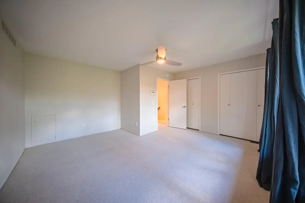 672 Greenhills Drive Ann Arbor City MI 48105