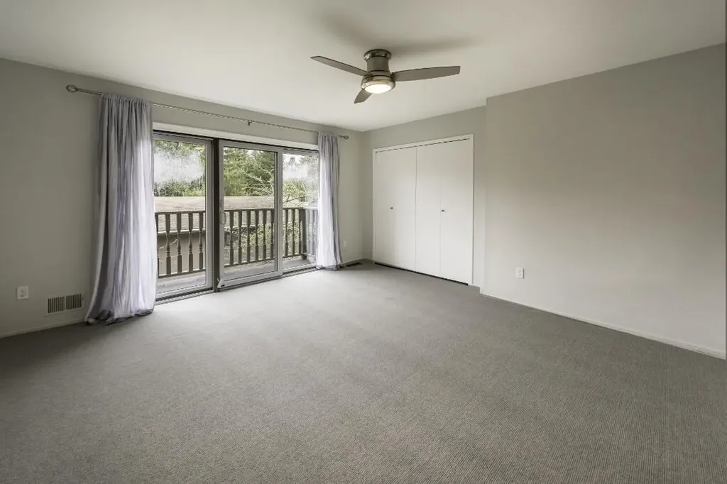 672 Greenhills Drive Ann Arbor City MI 48105