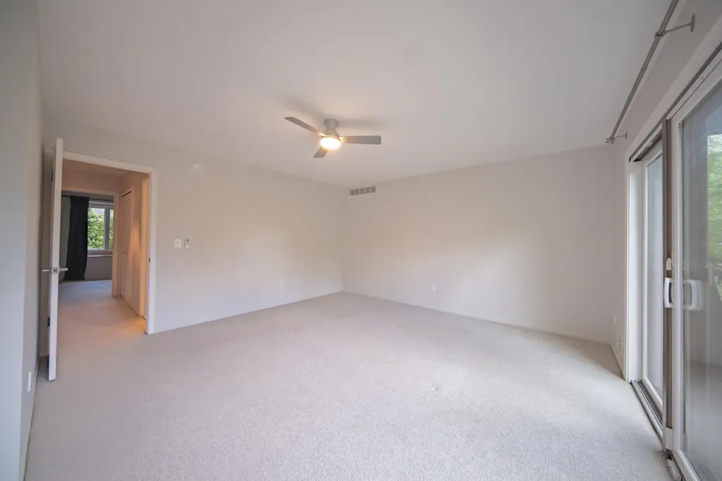 672 Greenhills Drive Ann Arbor City MI 48105