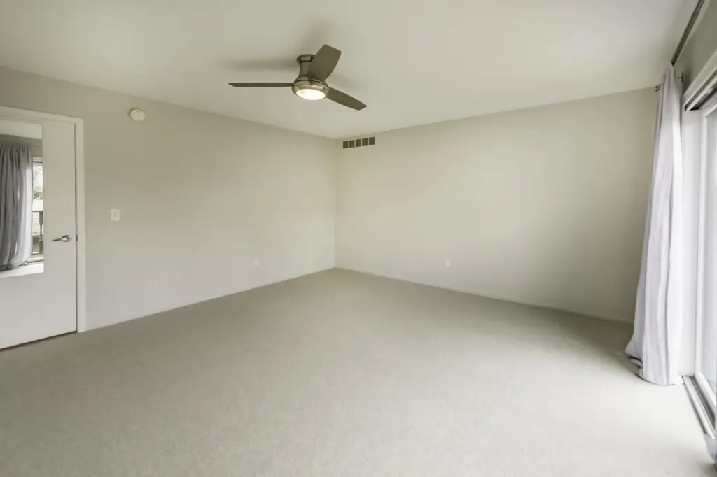 672 Greenhills Drive Ann Arbor City MI 48105